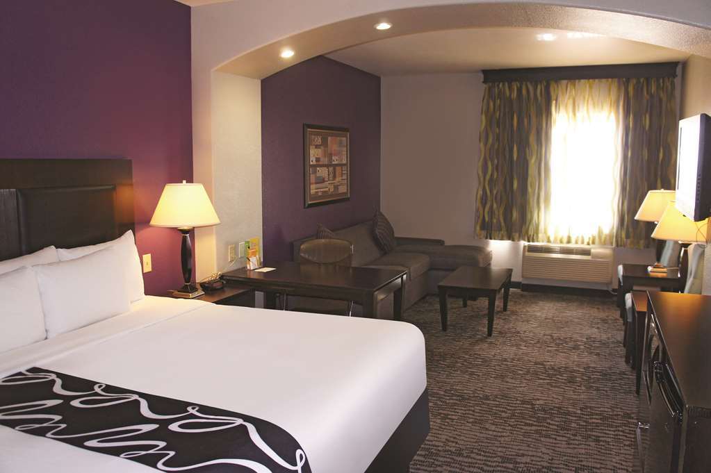 La Quinta By Wyndham Kyle - Austin South Hotel Room photo