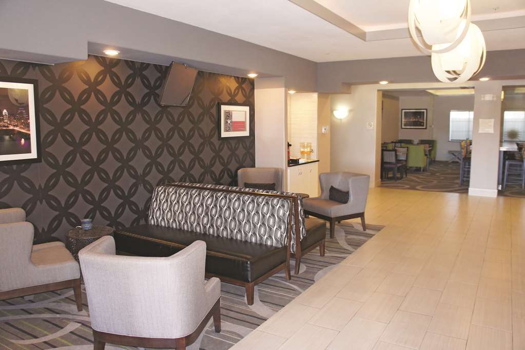 La Quinta By Wyndham Kyle - Austin South Hotel Interior photo