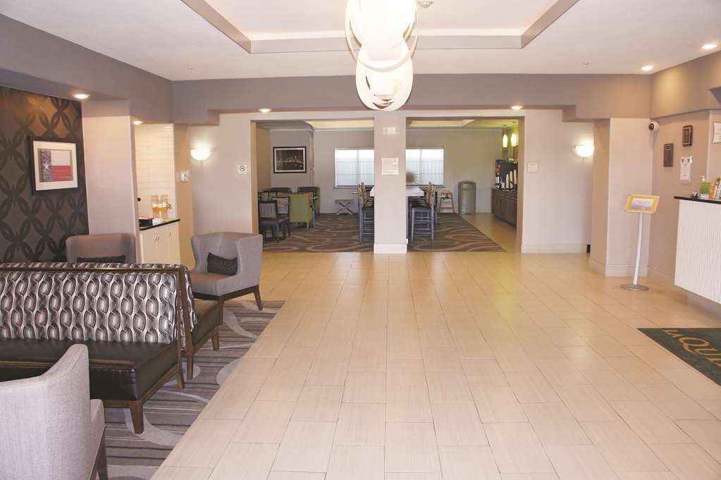 La Quinta By Wyndham Kyle - Austin South Hotel Interior photo