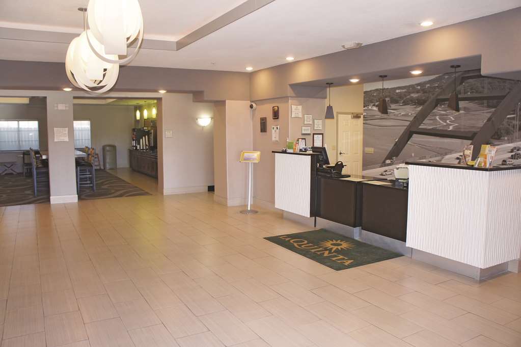 La Quinta By Wyndham Kyle - Austin South Hotel Interior photo