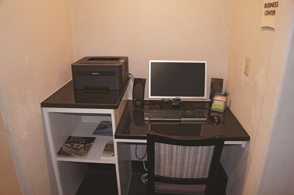 La Quinta By Wyndham Kyle - Austin South Hotel Facilities photo